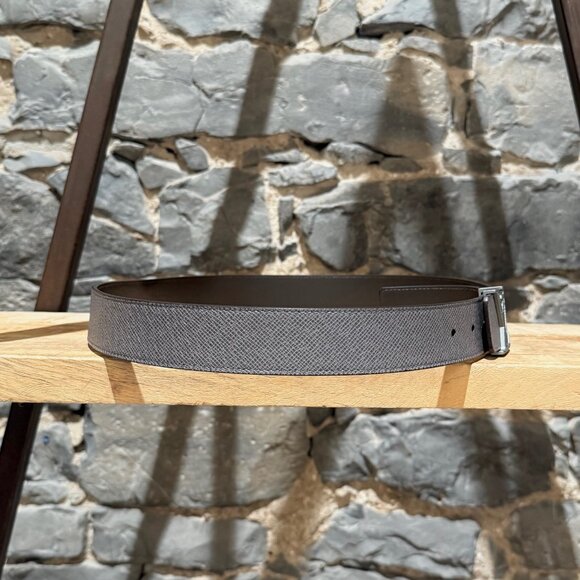 Louis Vuitton Grey Glacier Taiga LV Buckle 35 Belt - Picture 5 of 11